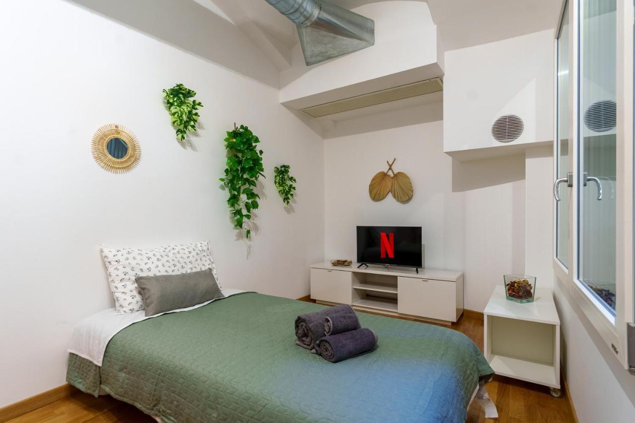 Centro Storico Duomo A 5 Minuti Love Suite Wifi Netflix Mailand Exterior foto