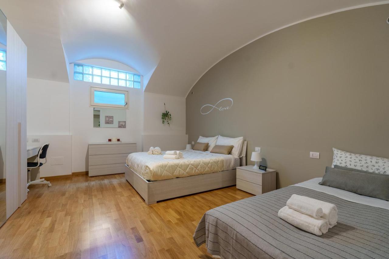 Centro Storico Duomo A 5 Minuti Love Suite Wifi Netflix Mailand Exterior foto