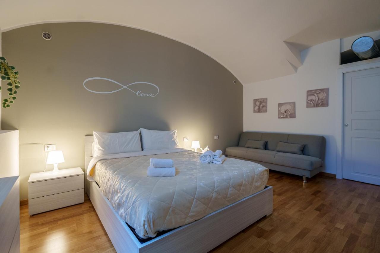 Centro Storico Duomo A 5 Minuti Love Suite Wifi Netflix Mailand Exterior foto